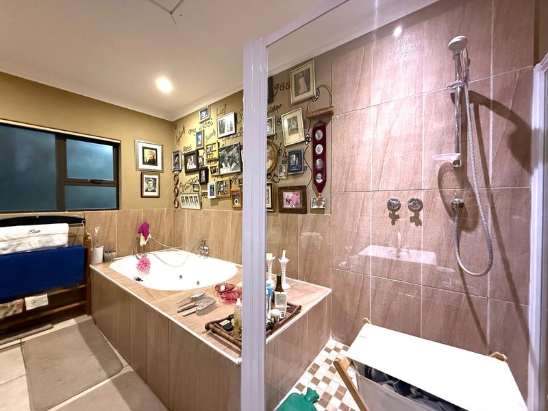House Pending Sale In Bloemfontein - Photo 6