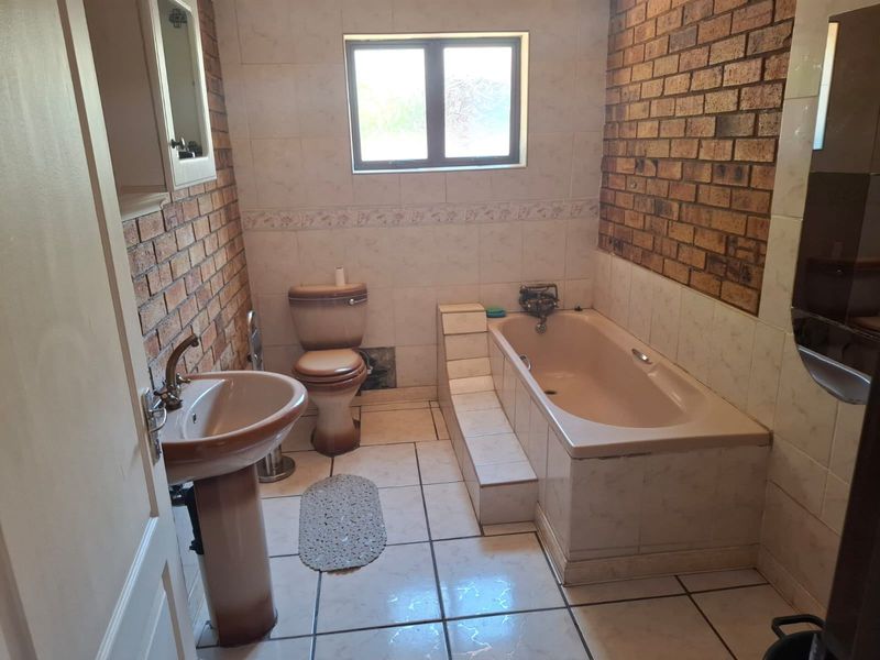 House For Sale In Nigel - Photo 8