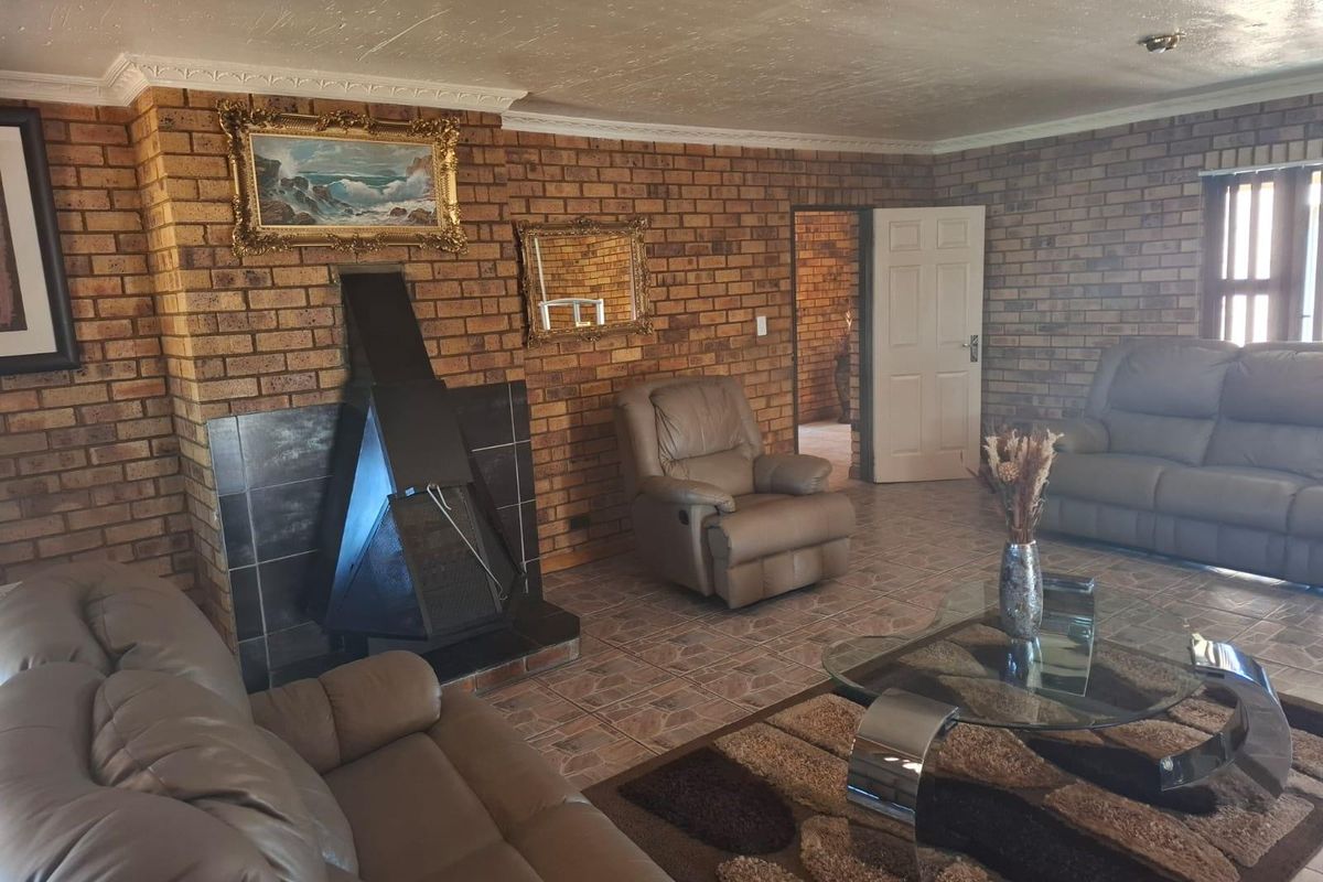 House For Sale In Nigel - Photo 3