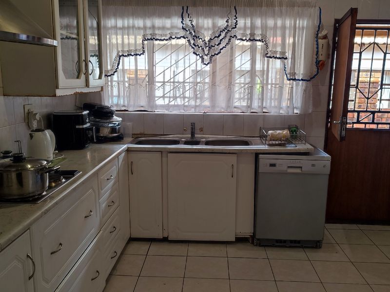 House For Sale In Boksburg - Photo 10