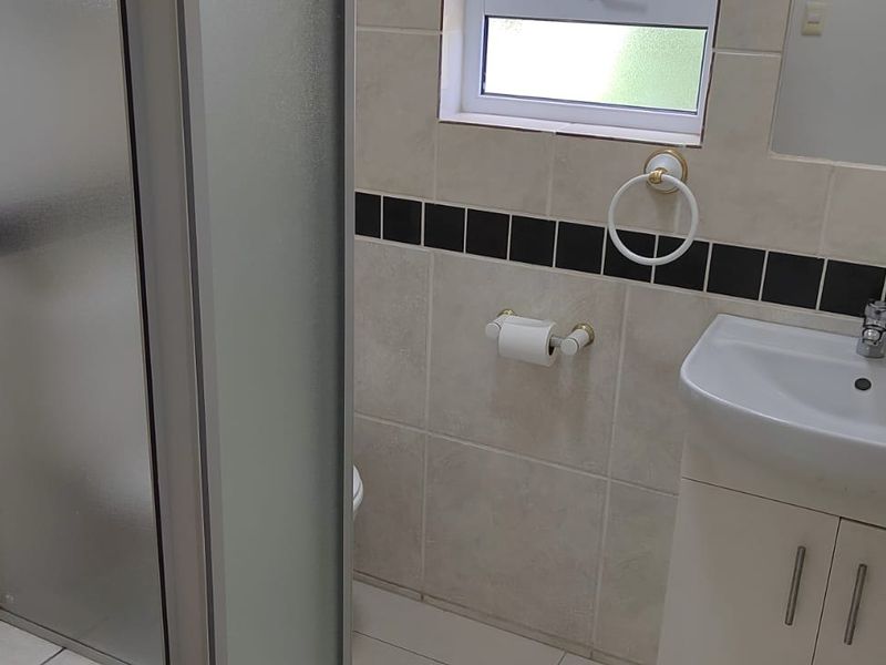 Apartment Rental Monthly In Pretoria - Photo 5