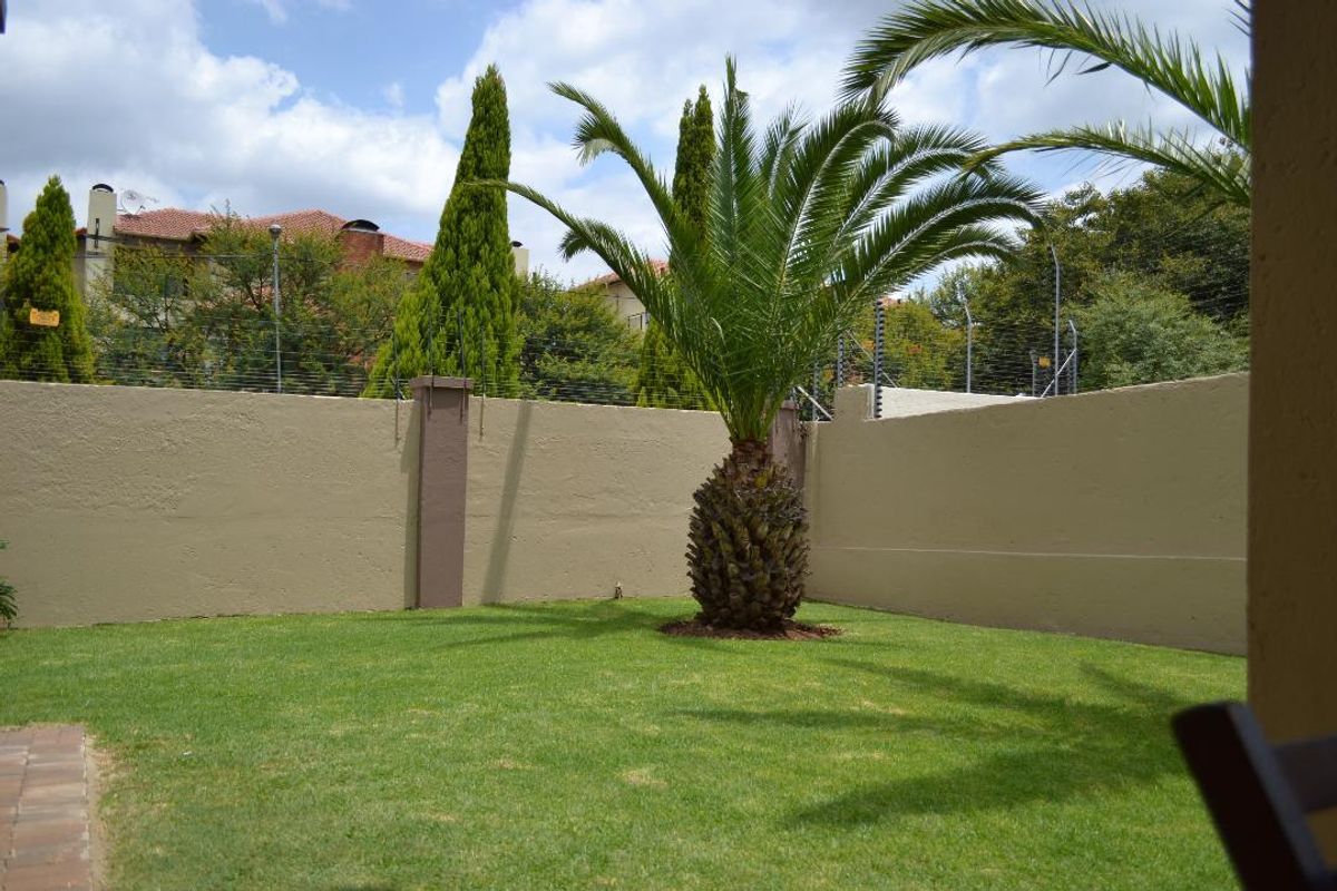 Apartment Rental Monthly In Sandton - Photo 5