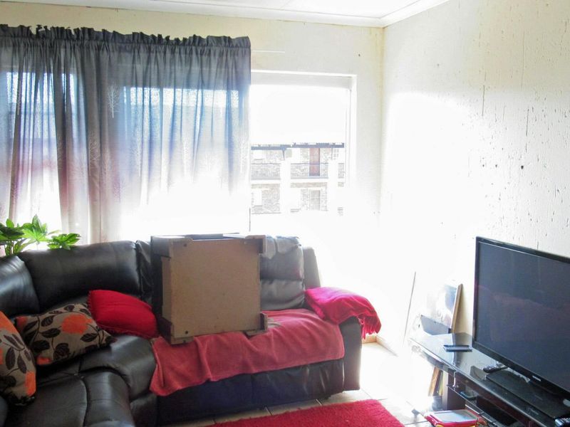 Apartment For Sale In Boksburg - Photo 6