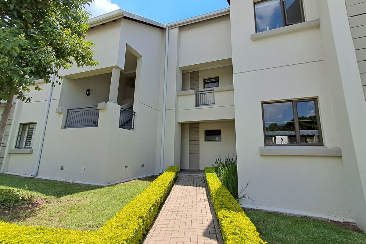 Apartment Rental Yearly In Sandton - Photo 3