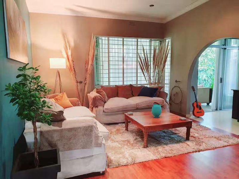 House Rental Monthly In Sandton - Photo 9