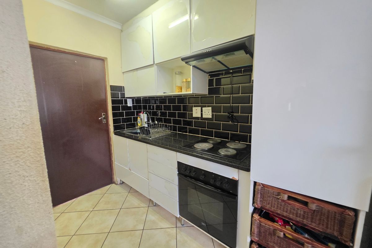 Apartment For Sale In Centurion - Photo 4