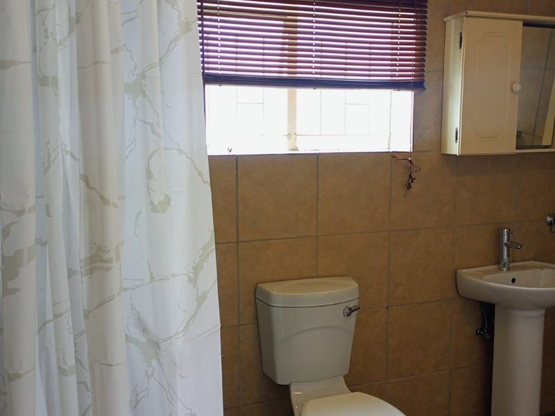 Apartment Rental Monthly In Midrand - Photo 8