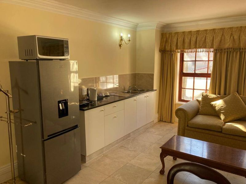 Apartment Rental Monthly In Pretoria - Photo 4