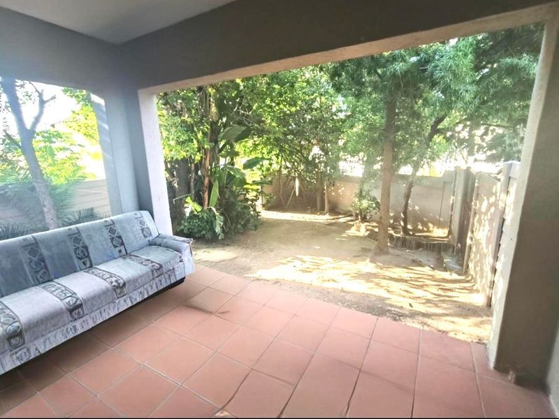 Townhouse For Sale In Midrand - Photo 2