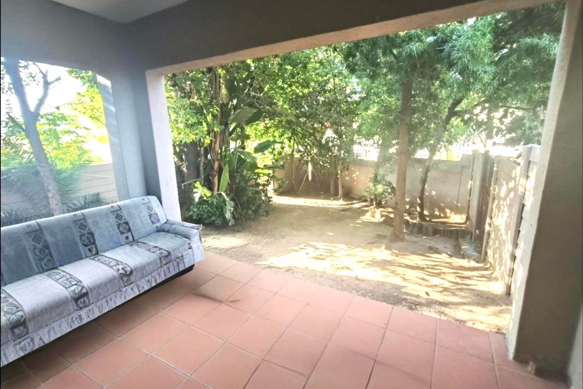 Townhouse For Sale In Midrand - Photo 2