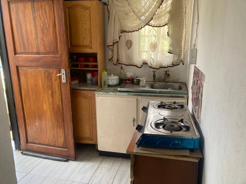 House For Sale In Germiston - Photo 3