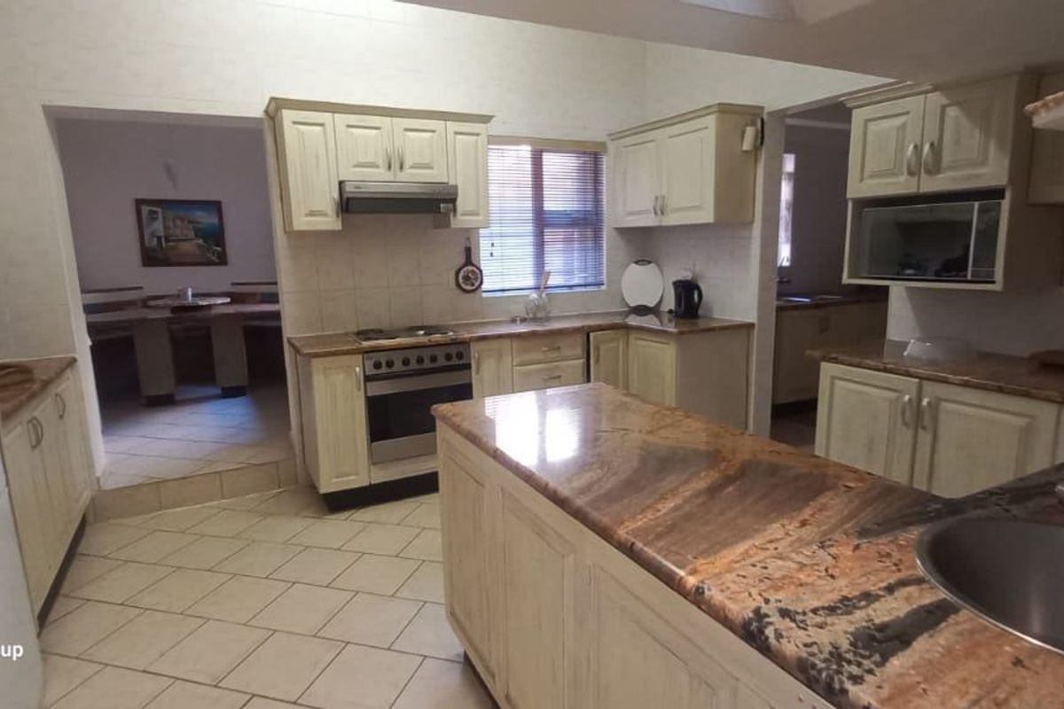 House For Sale In Margate - Photo 5