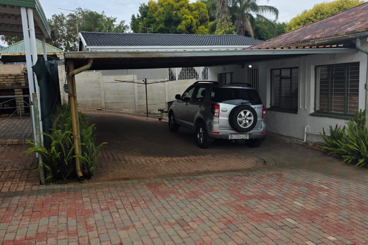 House For Sale In Johannesburg - Photo 4