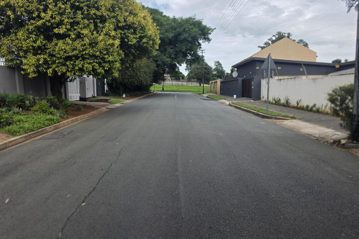 House For Sale In Johannesburg - Photo 5