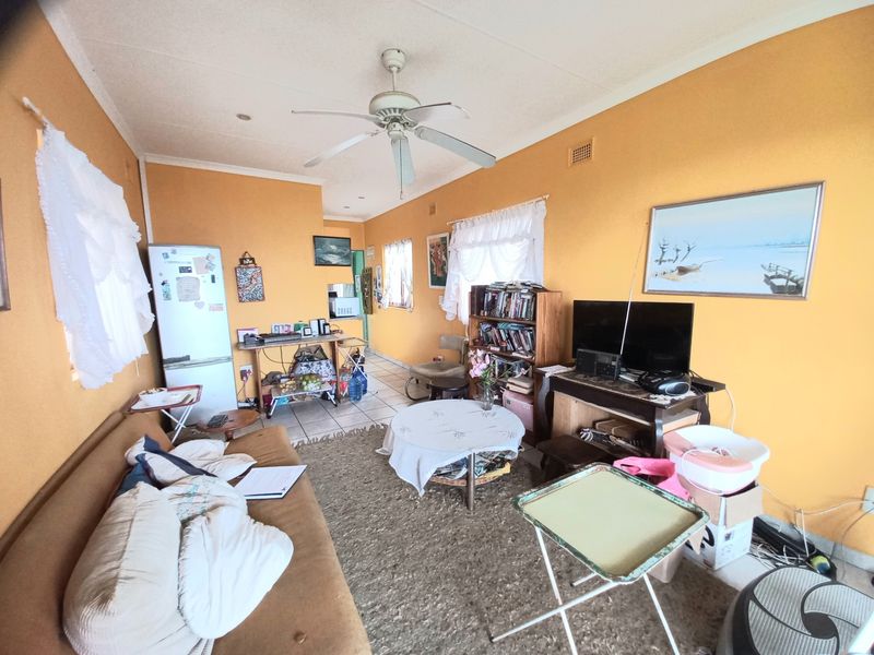 House For Sale In Margate - Photo 5