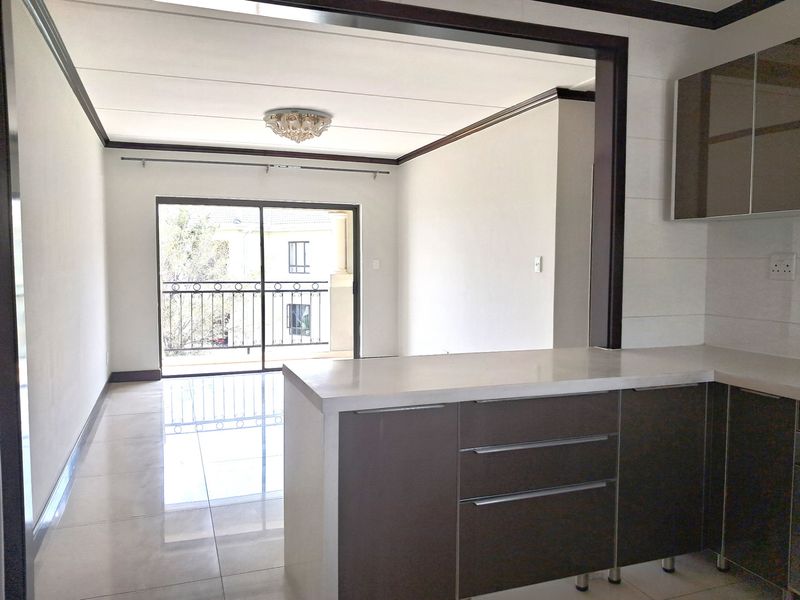 Apartment Rental Yearly In Randburg - Photo 3
