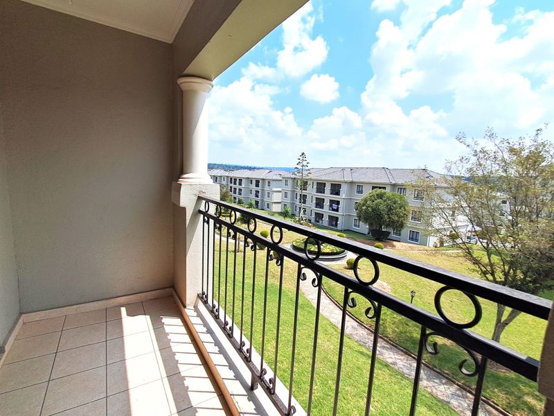 Apartment Rental Yearly In Randburg - Photo 10