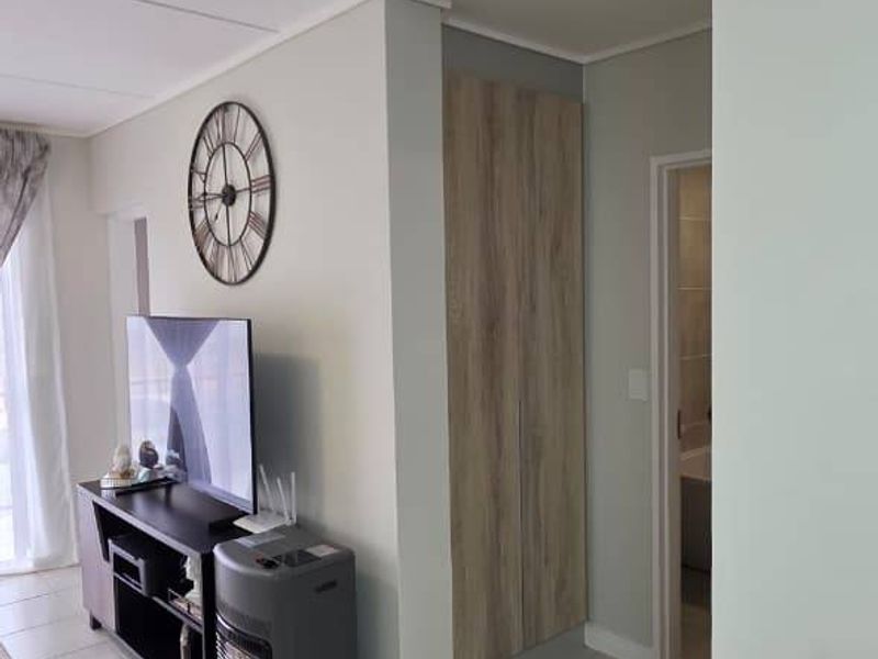 Apartment Rental Monthly In Pretoria - Photo 3