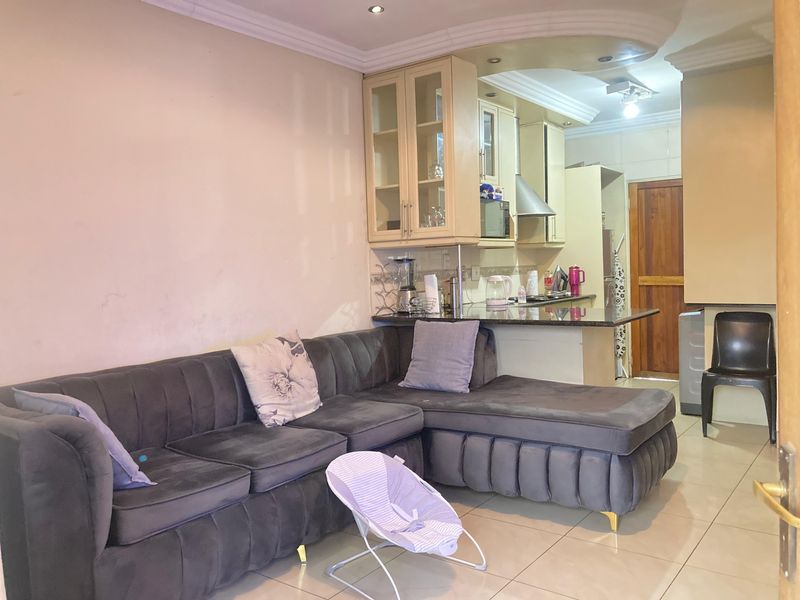 Apartment For Sale In Germiston - Photo 5