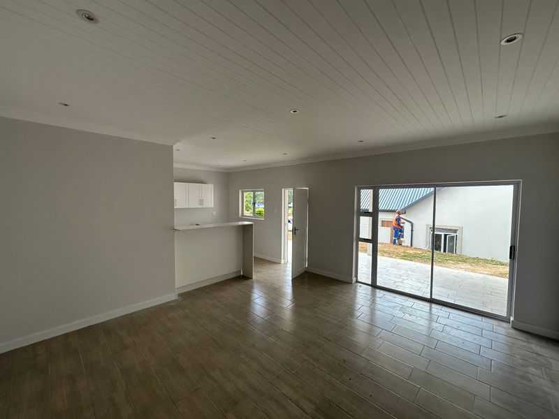 Townhouse For Sale In Howick - Photo 8
