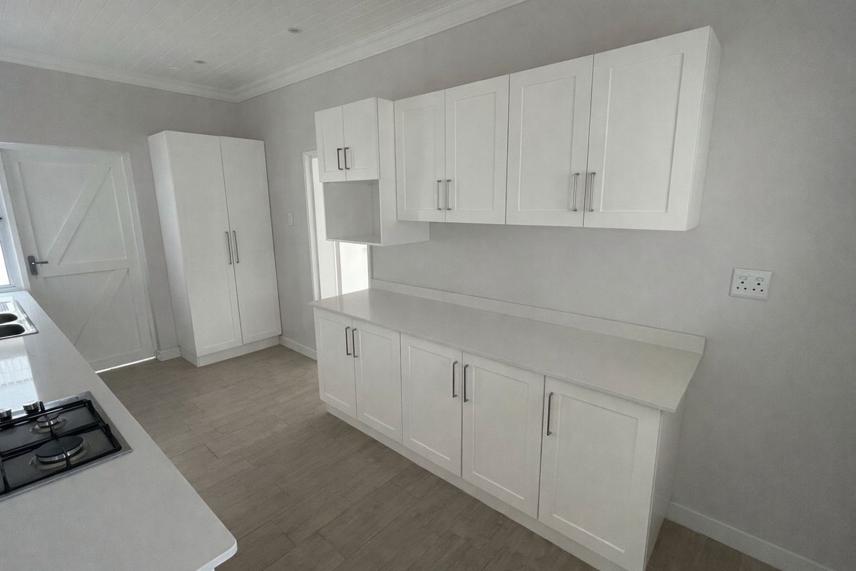 Townhouse For Sale In Howick - Photo 5