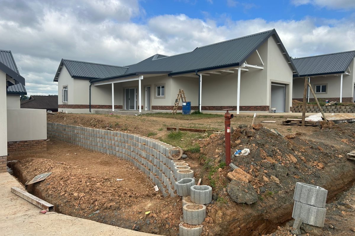 Townhouse For Sale In Howick - Photo 3