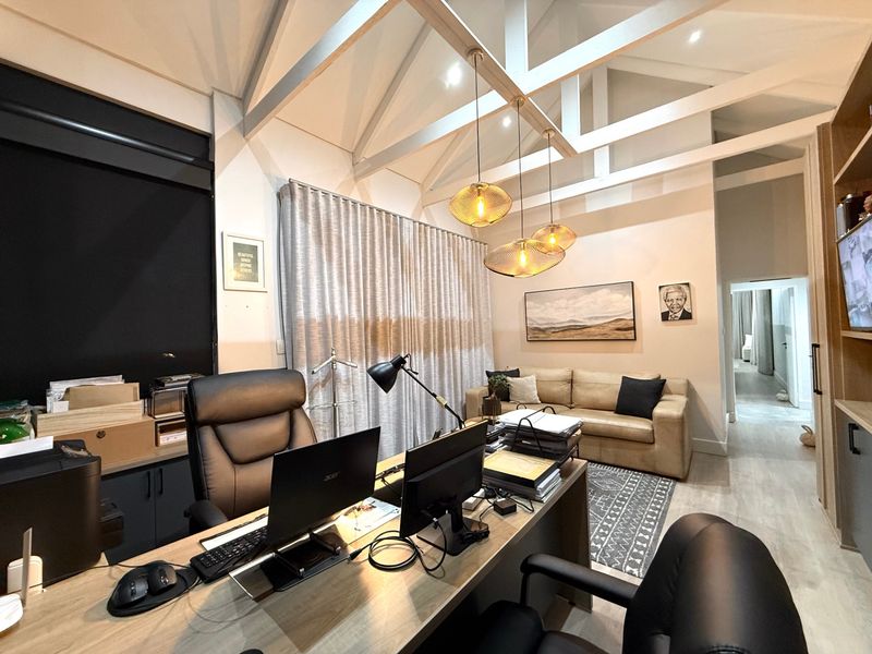 House For Sale In Bloemfontein - Photo 7