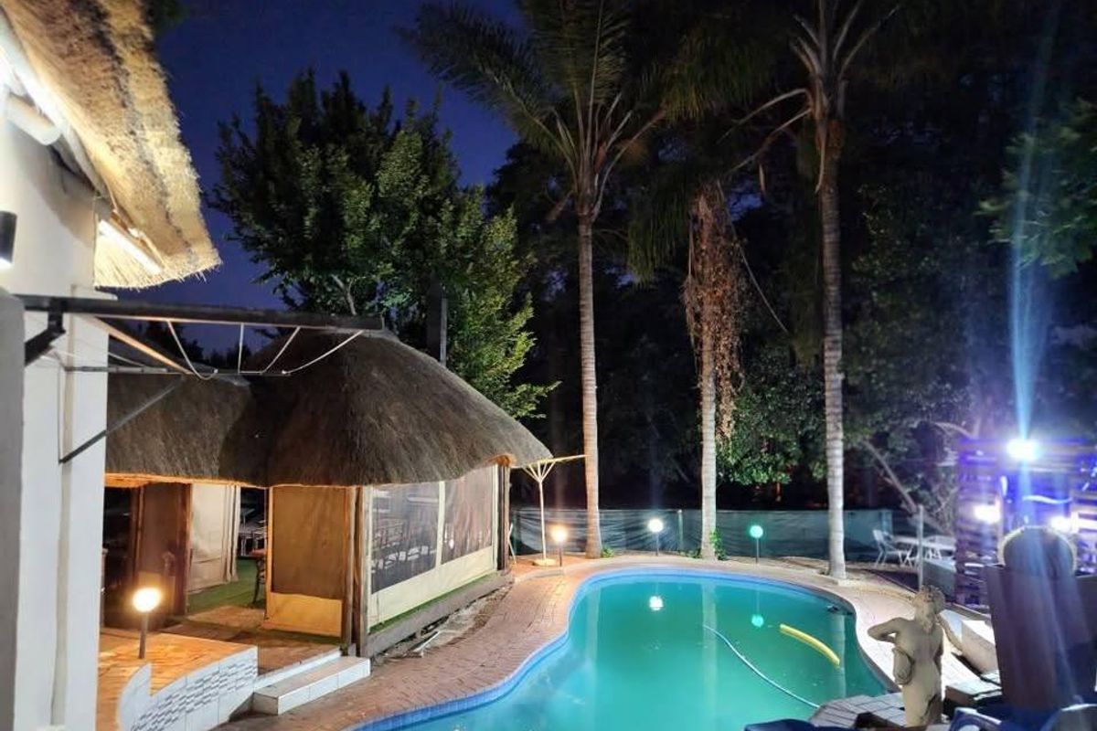 Apartment Rental Monthly In Roodepoort - Photo 4