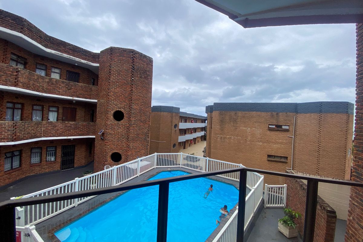 Apartment Rental Monthly In Margate - Photo 4