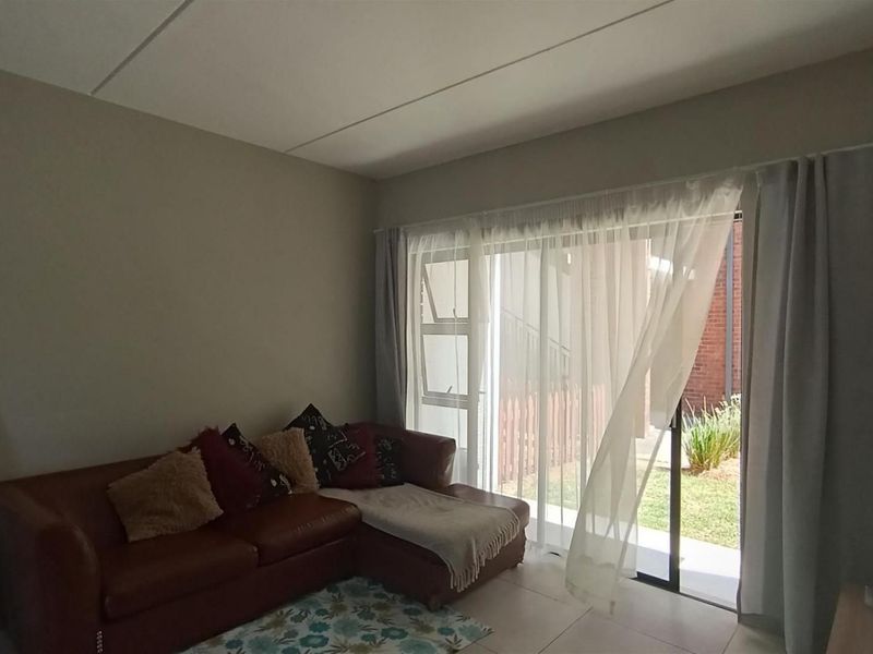 Apartment For Sale In Boksburg - Photo 5