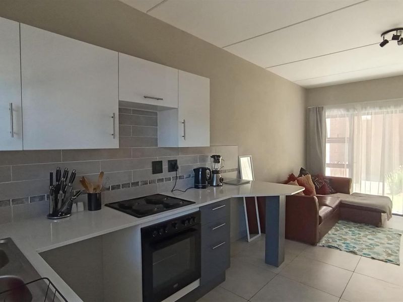 Apartment For Sale In Boksburg - Photo 2