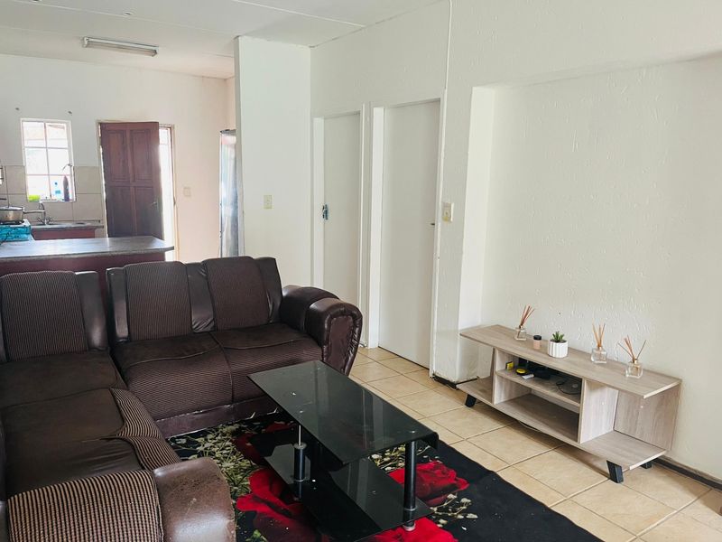 Apartment For Sale In Boksburg - Photo 3