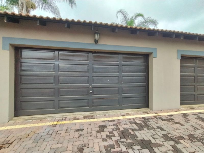 Townhouse For Sale In Centurion - Photo 5