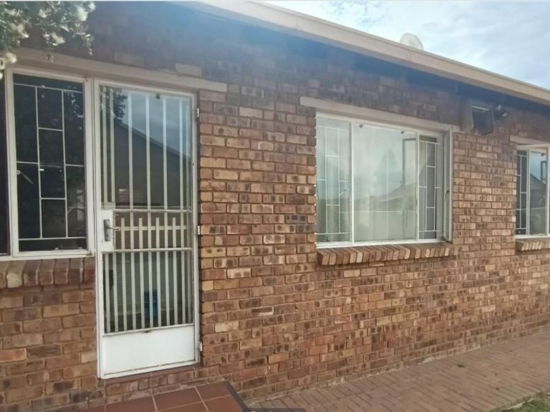 House For Sale In Kempton Park - Photo 1