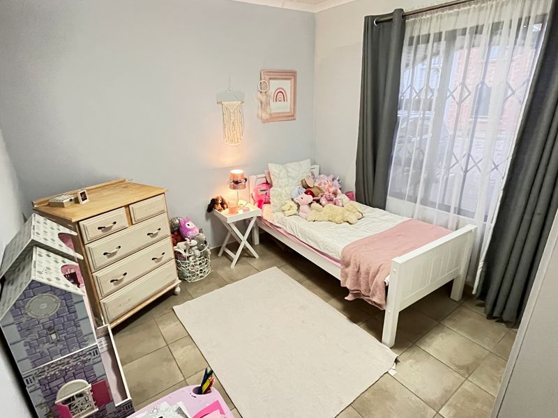 Apartment For Sale In Benoni - Photo 9