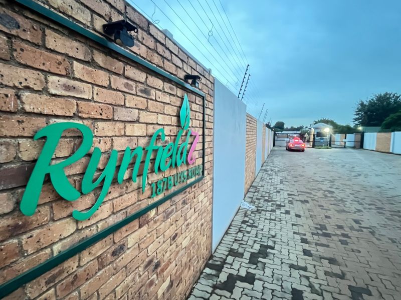 Apartment For Sale In Benoni - Photo 2