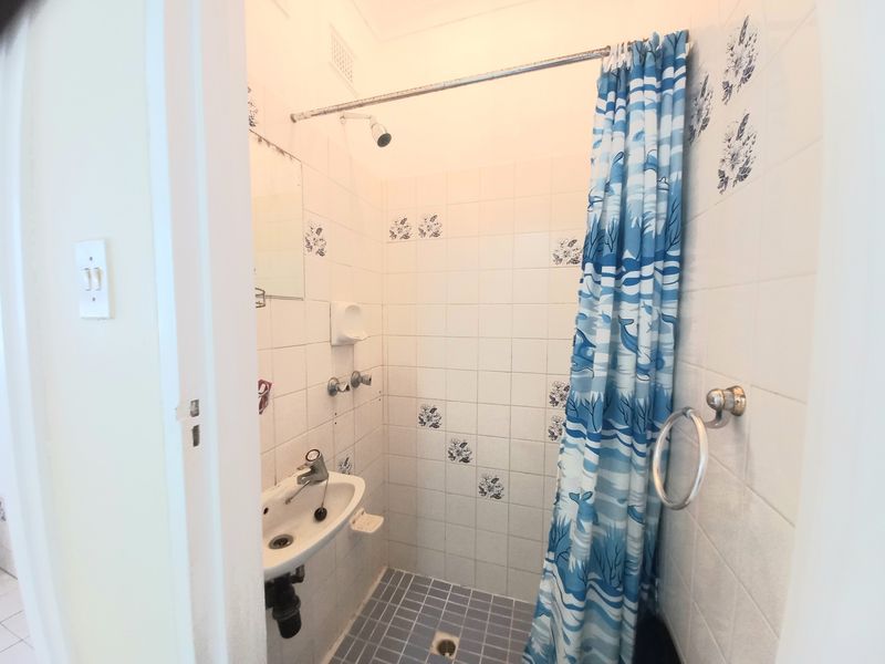 Townhouse For Sale In Margate - Photo 8