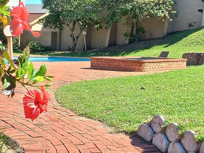Townhouse For Sale In Margate - Photo 1
