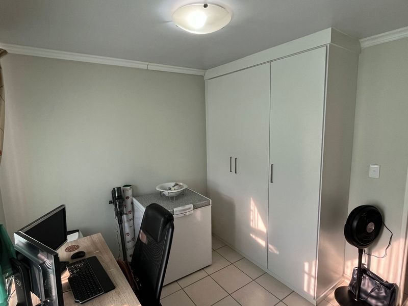 Apartment For Sale In Benoni - Photo 5