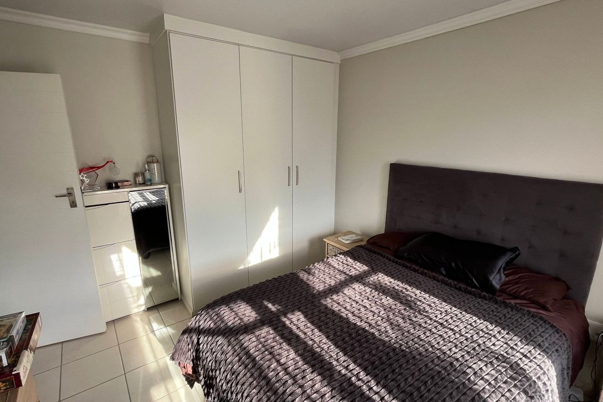 Apartment For Sale In Benoni - Photo 3