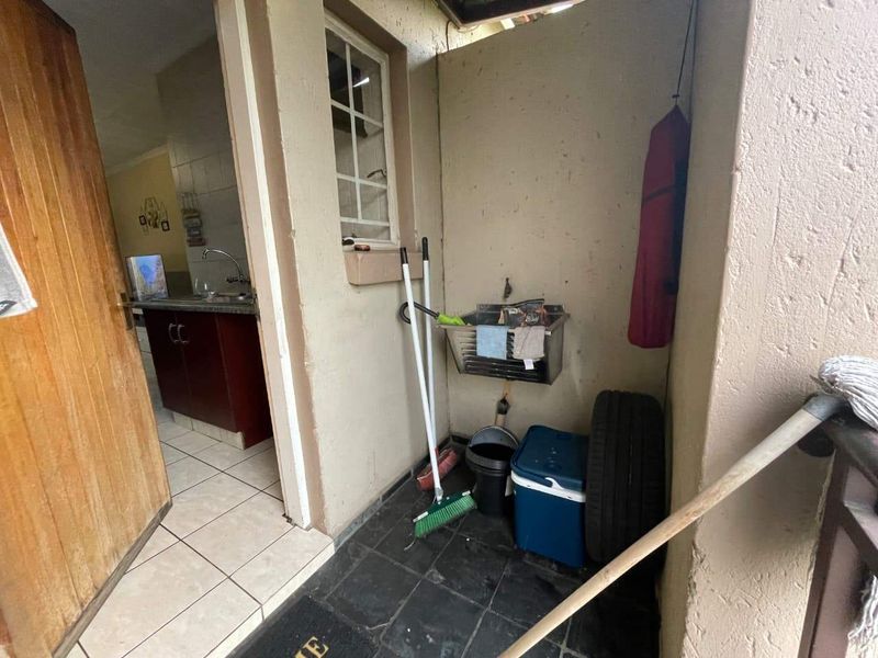 Apartment For Sale In Germiston - Photo 7