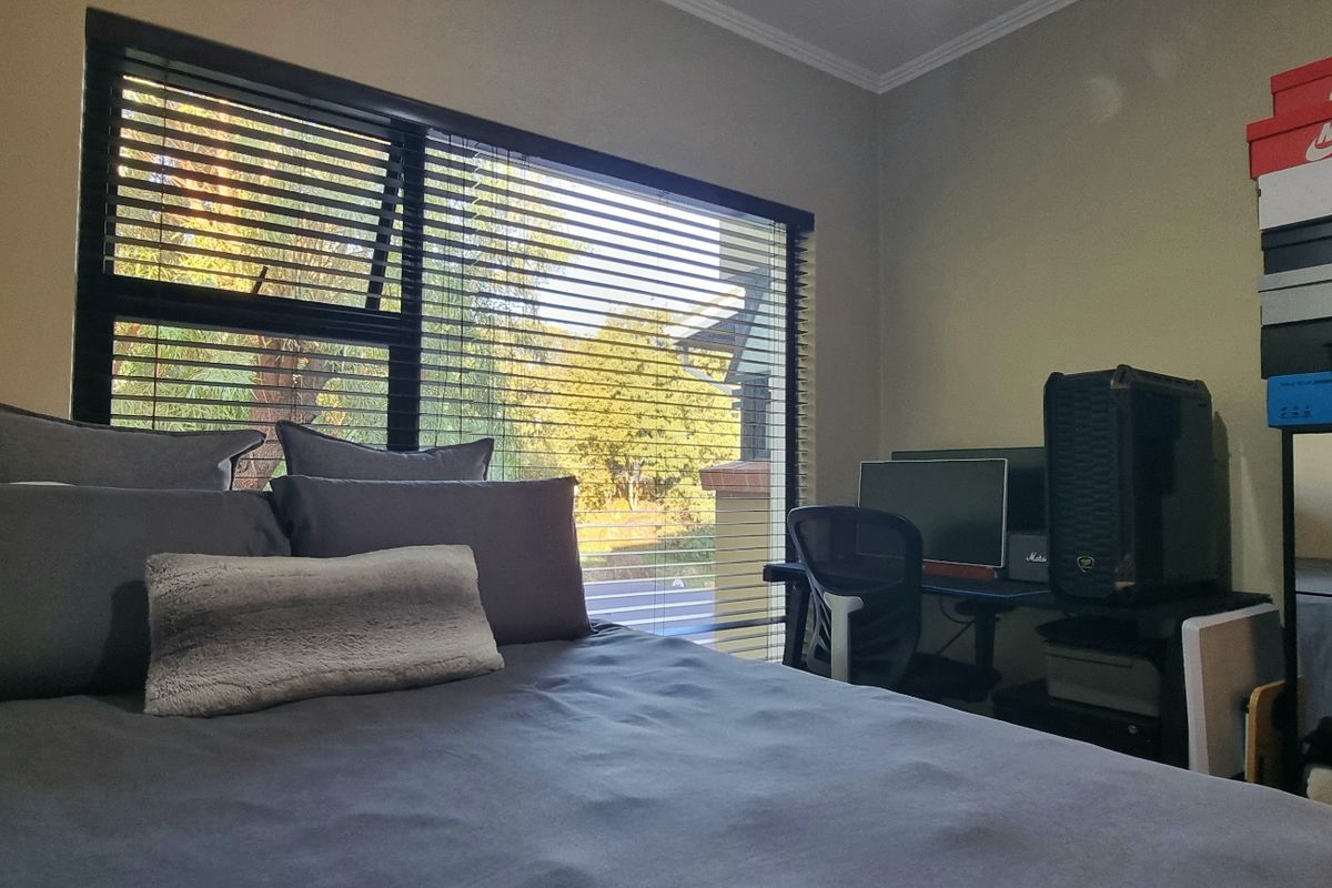 Townhouse For Sale In Johannesburg - Photo 3