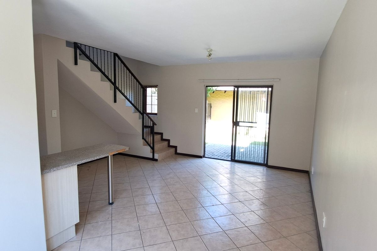 Townhouse For Sale In Midrand - Photo 4