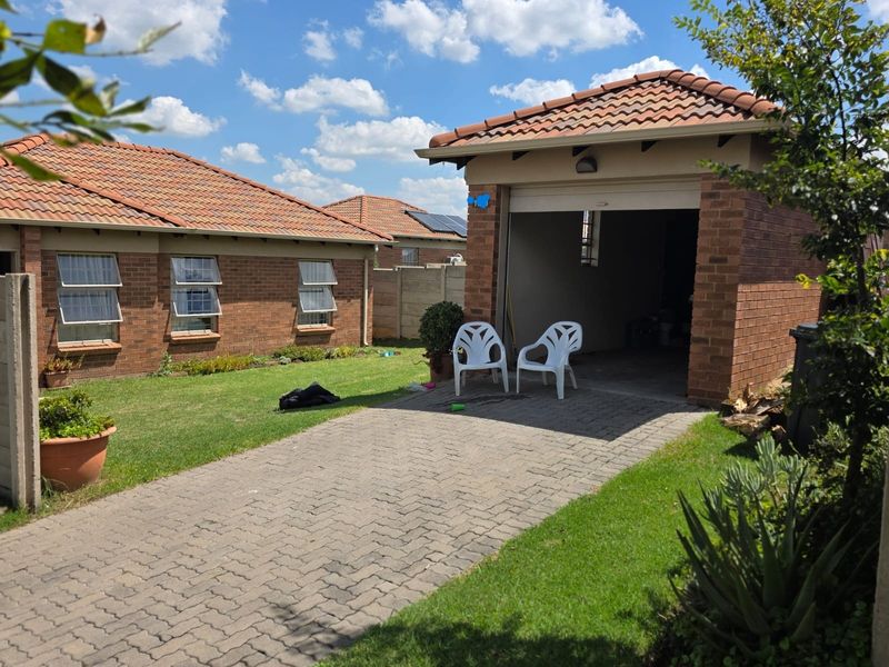 House For Sale In Centurion - Photo 1
