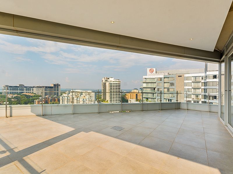 Apartment Rental Monthly In Sandton - Photo 5