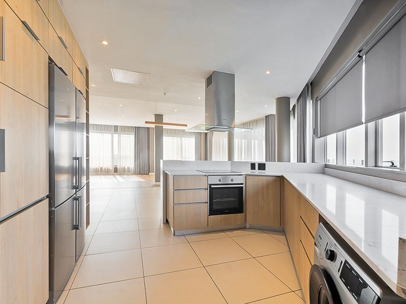 Apartment Rental Monthly In Sandton - Photo 8