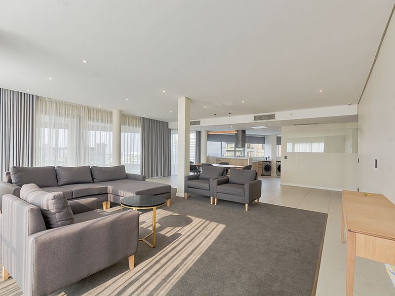 Apartment Rental Monthly In Sandton - Photo 5