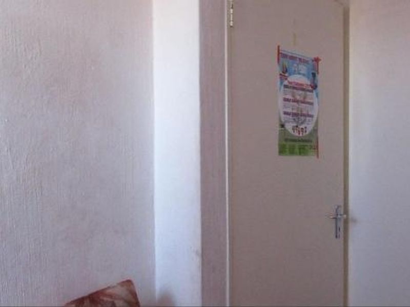 Apartment For Sale In Germiston - Photo 4
