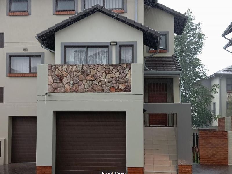 Townhouse For Sale In Midrand - Photo 1