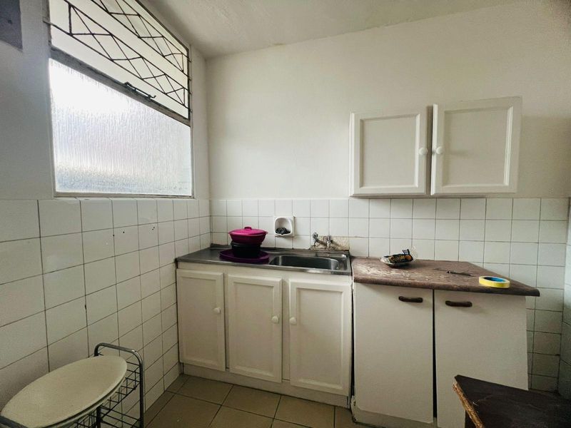 Apartment For Sale In Durban - Photo 3